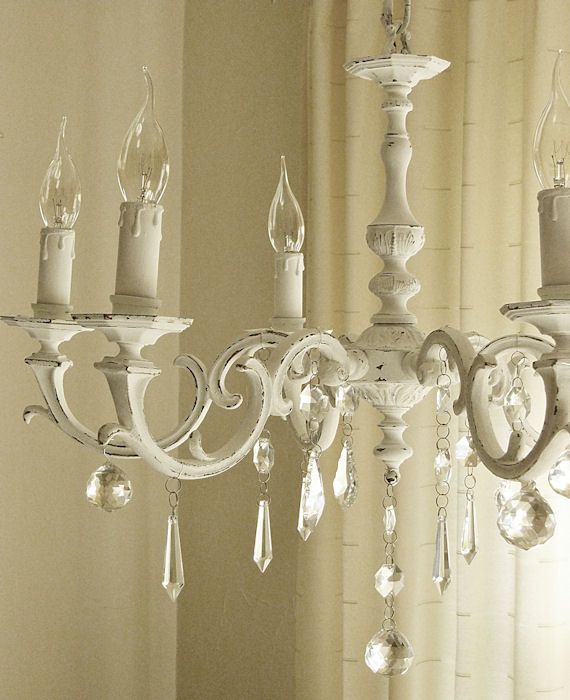 Vecchi lampadari in stile shabby chic il blog italiano sullo ... Lampadari in stile provenzale