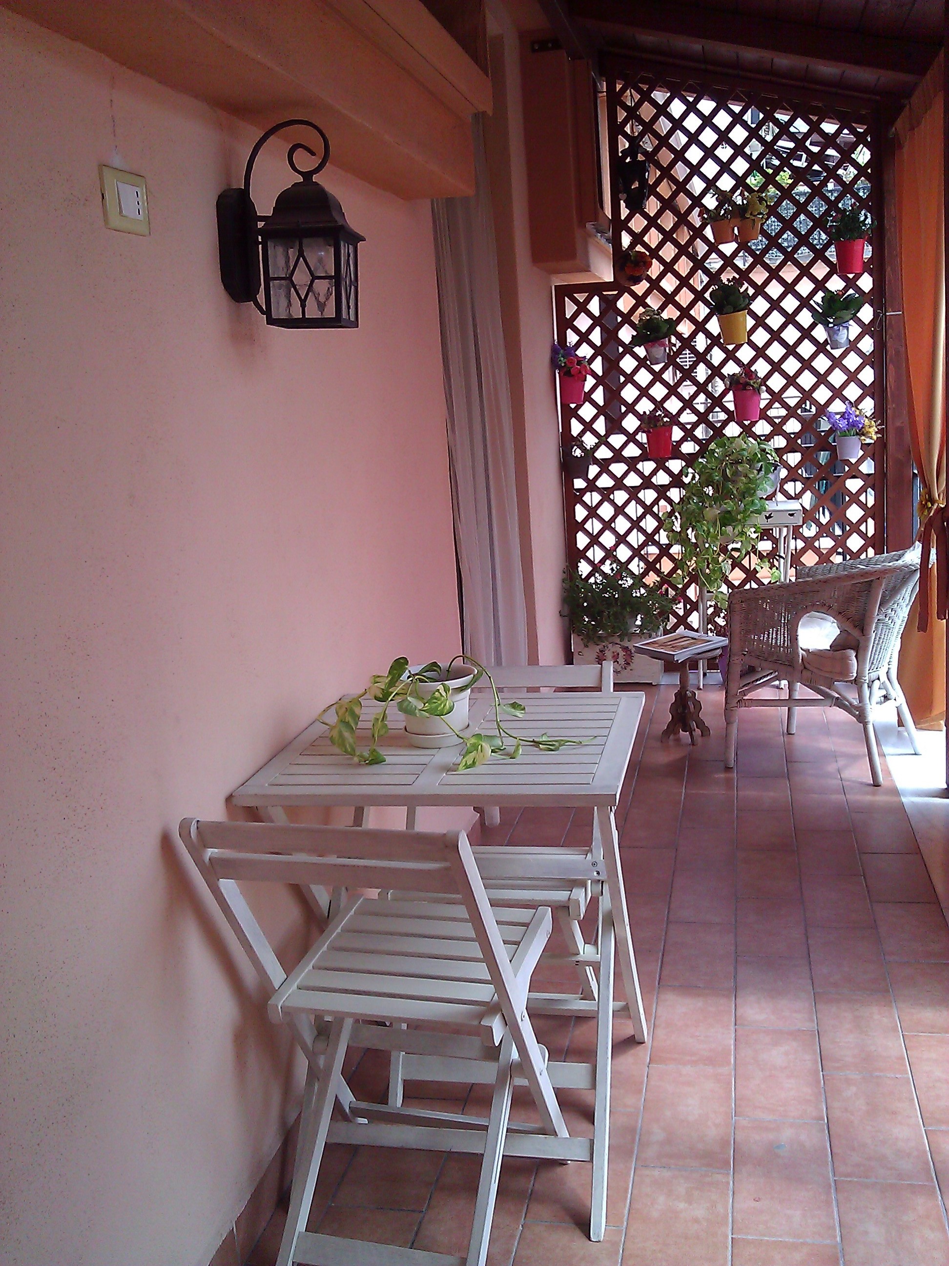 Angolo di paradiso shabby nel balcone di casa mia il blog italiano ... Angolo di casa
