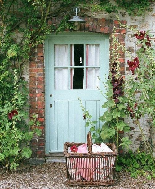 Blue door (1)